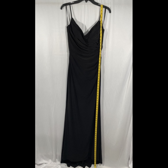 NEW $288 La Femme [ 8 ]‎ Ruched Jersey Trumpet Gown in Black - Picture 4 of 12